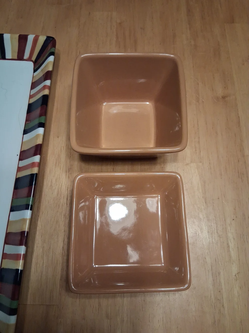 Pampered Chef Simple Additions 5 Piece Set- Snack Serving Bowls And Striped Tray